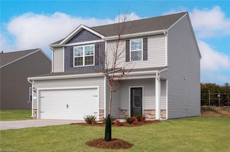 1058 Jonestown Rd, Winston-Salem, NC 27103