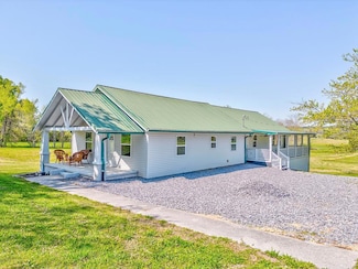 4976 Stewart Rd, Tunnel Hill, GA 30755