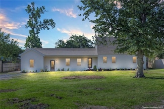 709 W Lagrange St, Lake Charles, LA 70605