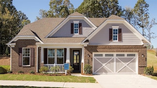 8941 Silver Springs Ct, Charlotte, NC 28215