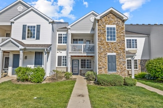 1505 Silverstone Dr Unit 153, Carpentersville, IL 60110