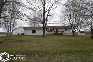707 West St, Delta, IA 52550
