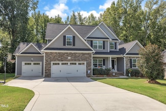 135 Whitebark Ln, Clayton, NC 27520