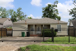 1031 Zoe St, Houston, TX 77020