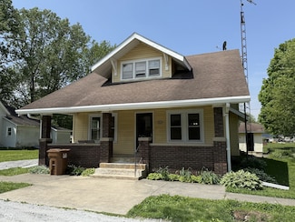 204 S Hancock St, Waynetown, IN 47990