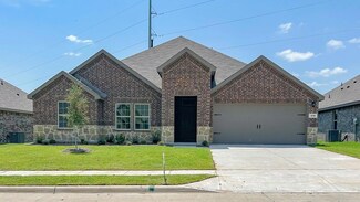 178 Mapleoak Dr, Caddo Mills, TX 75135