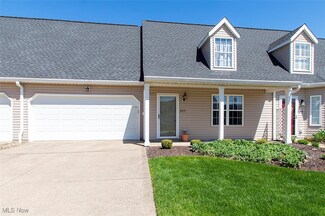 60 High Point Dr Unit 13, Medina, OH 44256