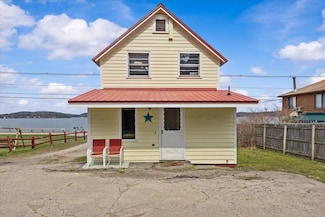 986 E Lakeshore Dr, Colchester, VT 05446