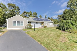 176 Beacon St, South Yarmouth, MA 02664
