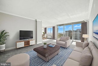 2059 Huntington Ave Unit 907, Alexandria, VA 22303