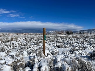 28 Irish Rd, Ranchos de Taos, NM 87557