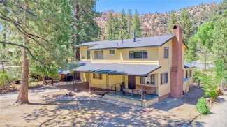 960 Snowbird Rd, Wrightwood, CA 92397