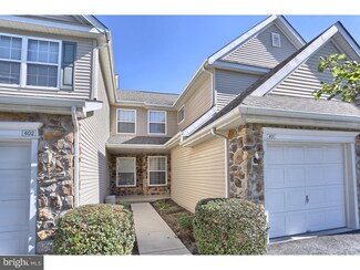 401 Country Ln, Morgantown, PA 19543