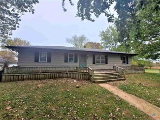 963 NE 1021, Windsor, MO 65360