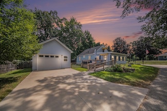 2903 Russell Ct, Clarklake, MI 49234