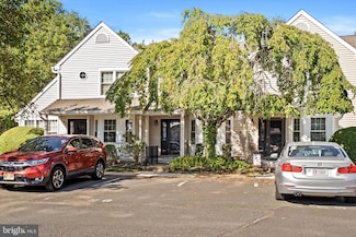 20 Washington Ct, East Windsor, NJ 08520