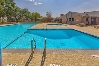 4139 Young St, Pasadena, TX 77504