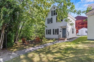 22 Maple St, Biddeford, ME 04005