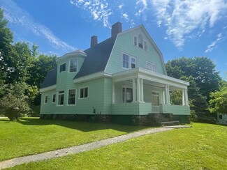 21 Elm St, MacHias, ME 04654
