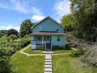 225 Main St, Adamsburg, PA 15611