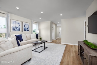 532 Bell Creek Ave, Winnabow, NC 28479