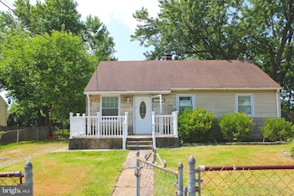 6259 Fogle St, Alexandria, VA 22310