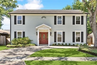 9429 Roslyn Dr, New Orleans, LA 70123