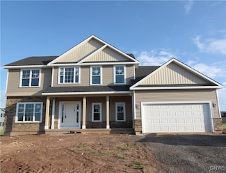8017 Sedge Grass Rd, Baldwinsville, NY 13027