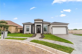 500 White Bugambilia St, Pharr, TX 78577