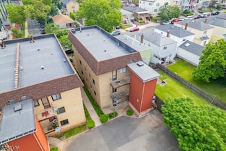 192 W 25th St, Bayonne, NJ 07002