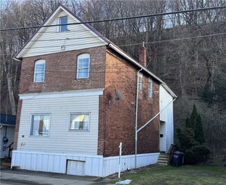 408 5th Ave, Ford City, PA 16226