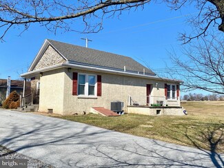 324 Ben Franklin Hwy E, Birdsboro, PA 19508