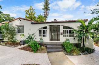 717 19th Ave N, Saint Petersburg, FL 33704