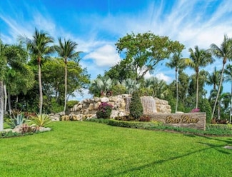 10930 Lakemore Ln Unit 202, Boca Raton, FL 33498