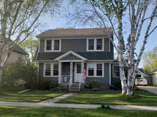 628 Park St, Waupun, WI 53963