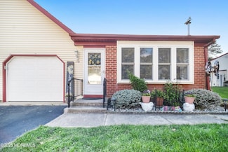 17B Drake St, Whiting, NJ 08759