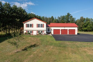 1099 Bear Hill Rd, Dover Foxcroft, ME 04426