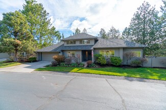 2714 NW Golf Course Dr S, Bend, OR 97701