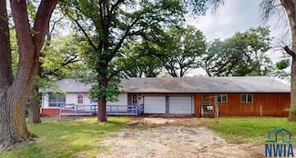 1521 600th St, Cherokee, IA 51012