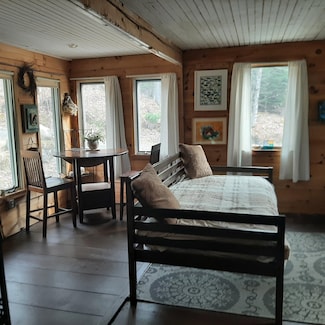 253 Washburn Rd, Stratford, NH 03590
