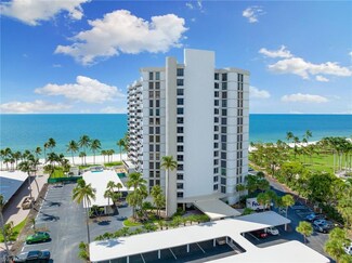 4005 Gulf Shore Blvd N Unit 700, Naples, FL 34103