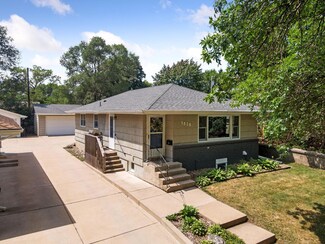 1828 Jersey Ave S, Saint Louis Park, MN 55426