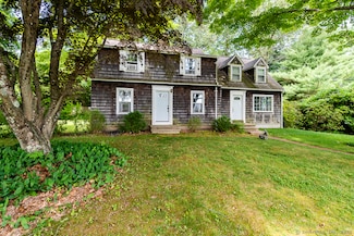 62 Hemlock Dr, Deep River, CT 06417
