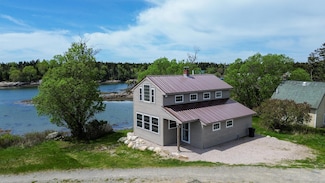 47 Church St, Beals, ME 04611