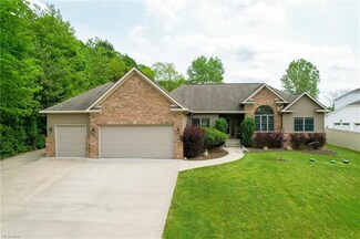6987 Pine Knoll Dr, Clinton, OH 44216