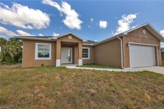437 Mercedes Ct, Lehigh Acres, FL 33972