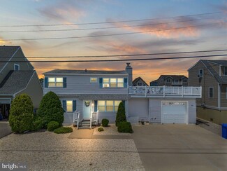 20 Jennie Dr, Manahawkin, NJ 08050
