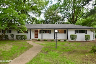 50 Caradine Dr, Jackson, TN 38301