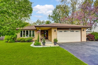 7448 S 86th Ave, Justice, IL 60458