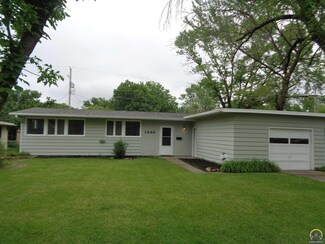 1336 SW Argyll St, Topeka, KS 66611